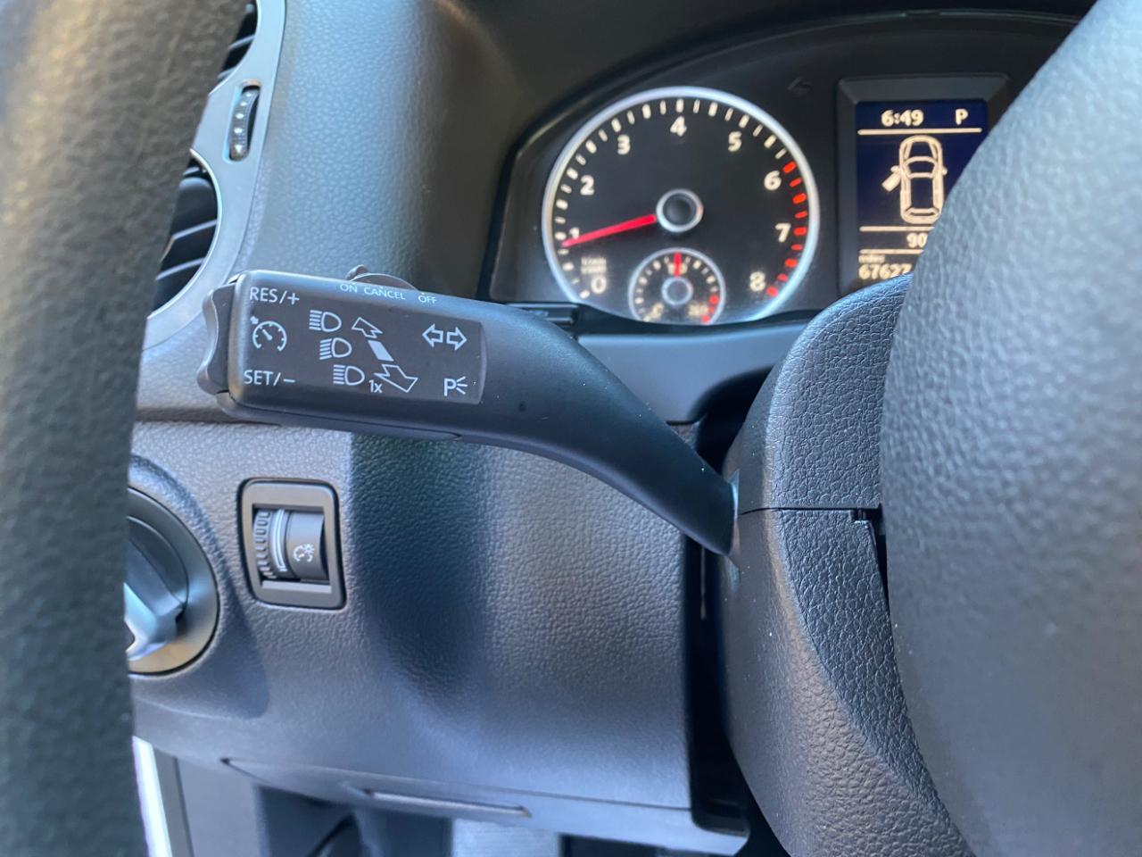 Volkswagen Tiguan 2WD 4dr Auto S 2012