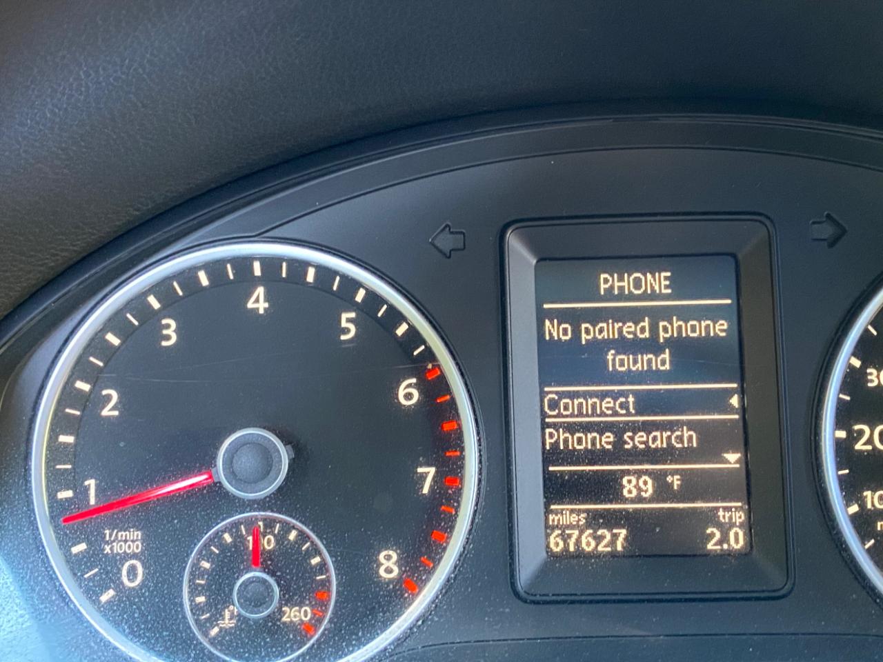 Volkswagen Tiguan 2WD 4dr Auto S 2012