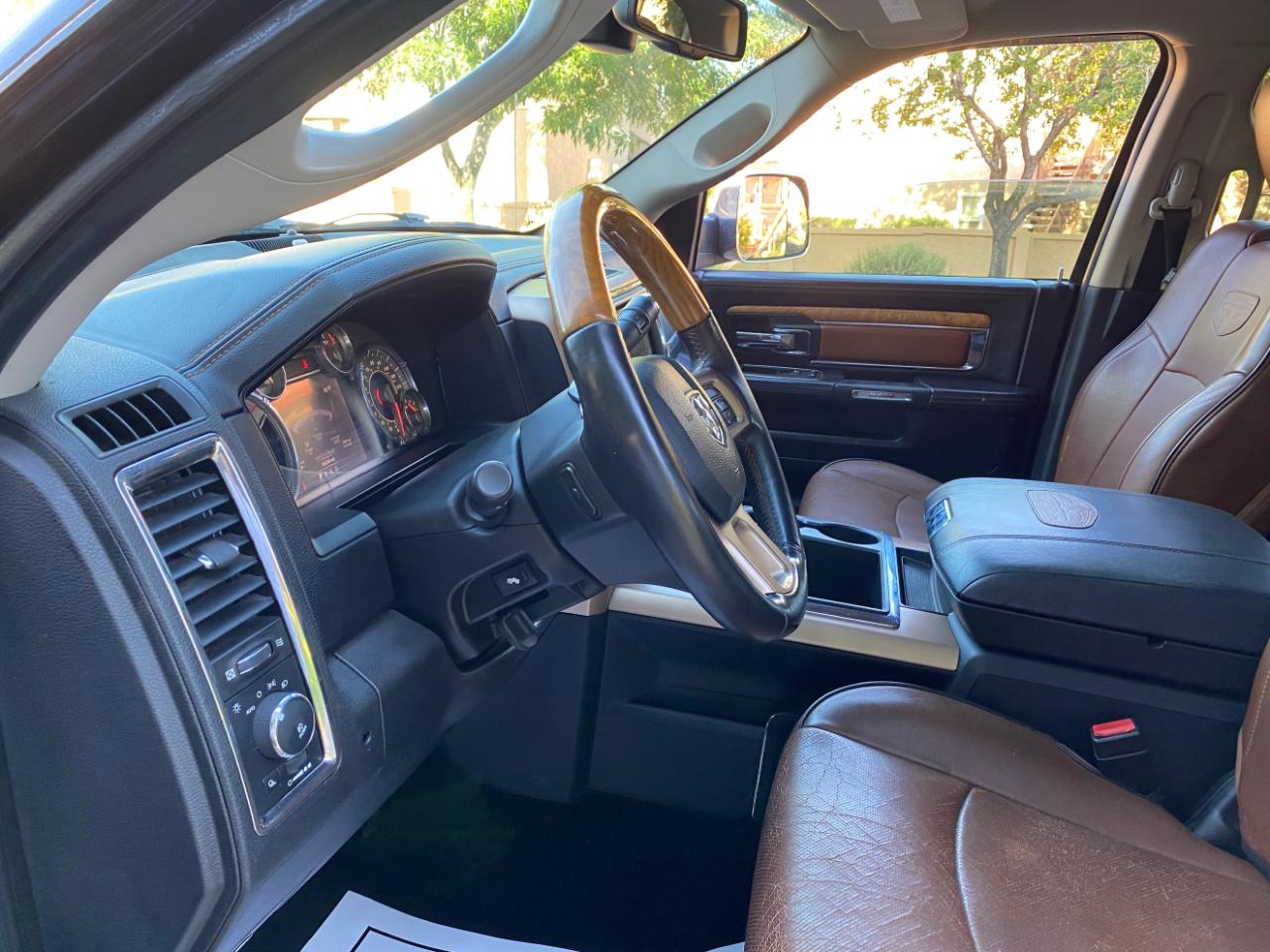 RAM 2500 4WD Crew Cab 149" Laramie Longhorn Edition 2014