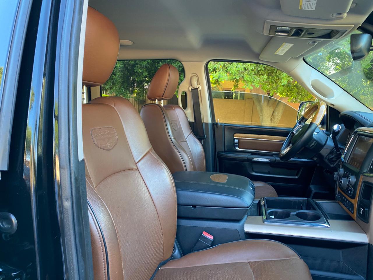 RAM 2500 4WD Crew Cab 149" Laramie Longhorn Edition 2014