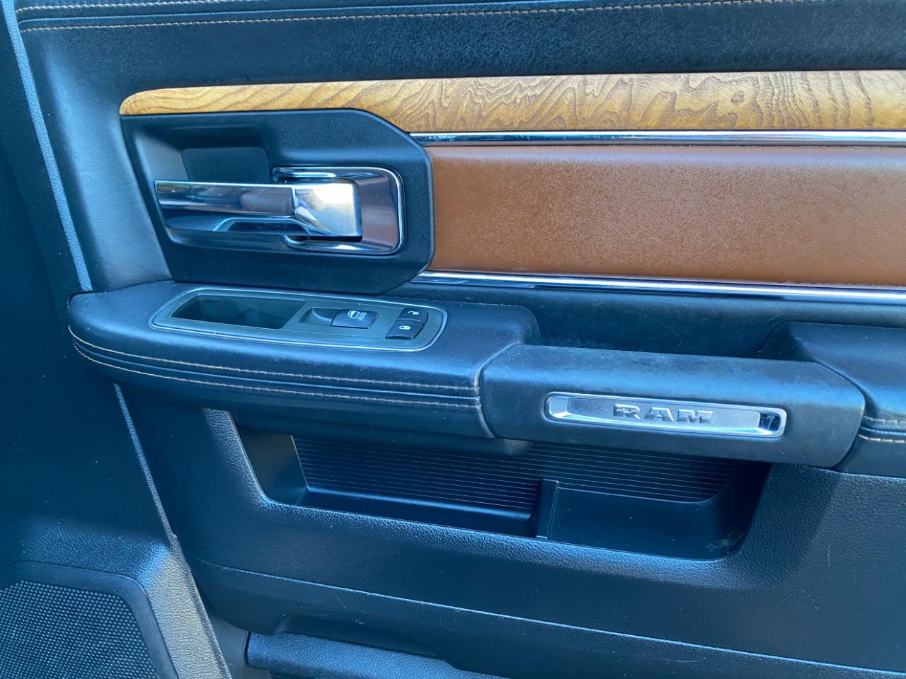 RAM 2500 4WD Crew Cab 149" Laramie Longhorn Edition 2014