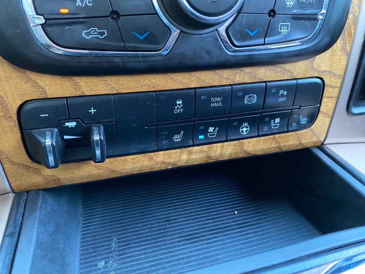 RAM 2500 4WD Crew Cab 149" Laramie Longhorn Edition 2014