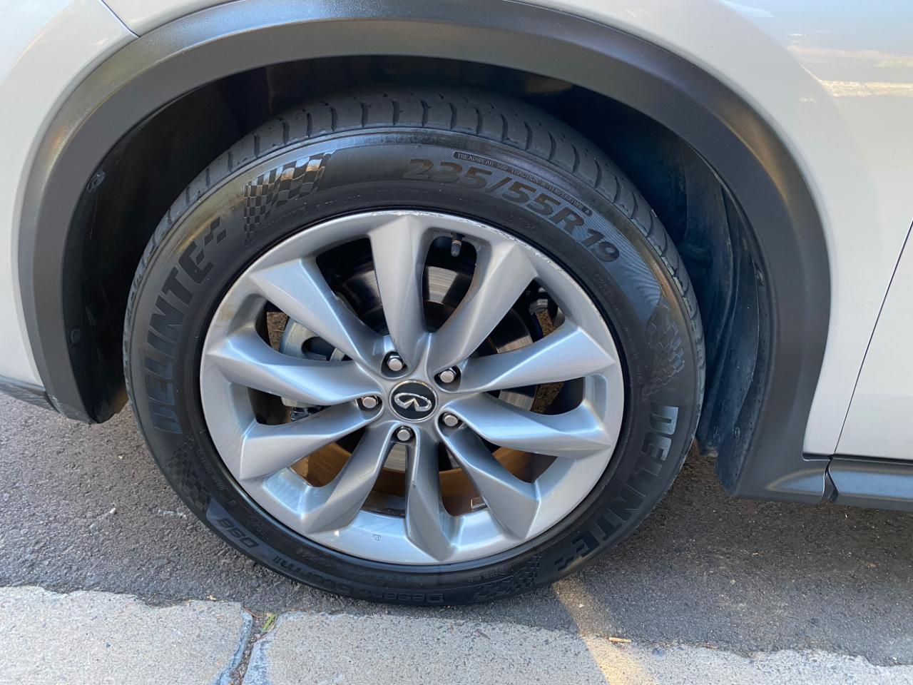 Infiniti QX50 LUXE FWD 2019