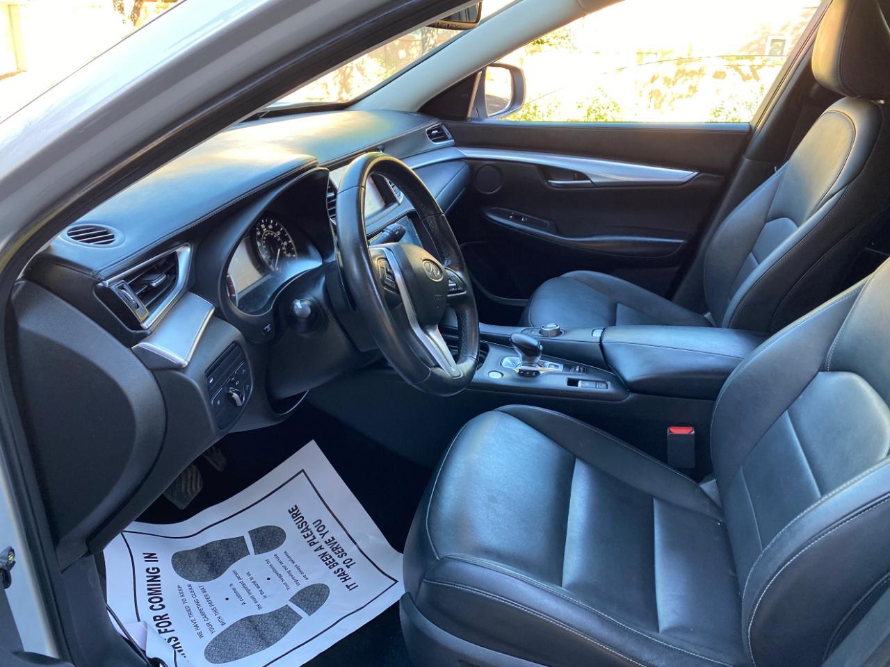 Infiniti QX50 LUXE FWD 2019