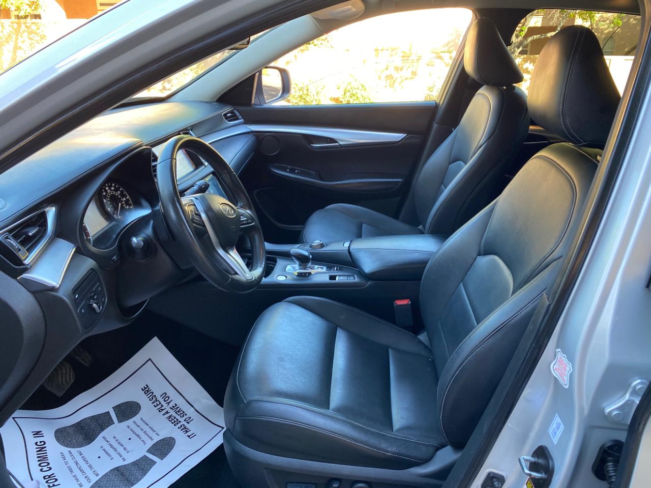 Infiniti QX50 LUXE FWD 2019