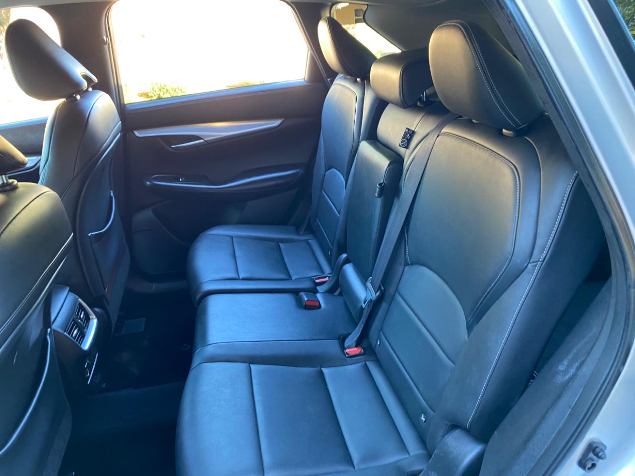 Infiniti QX50 LUXE FWD 2019