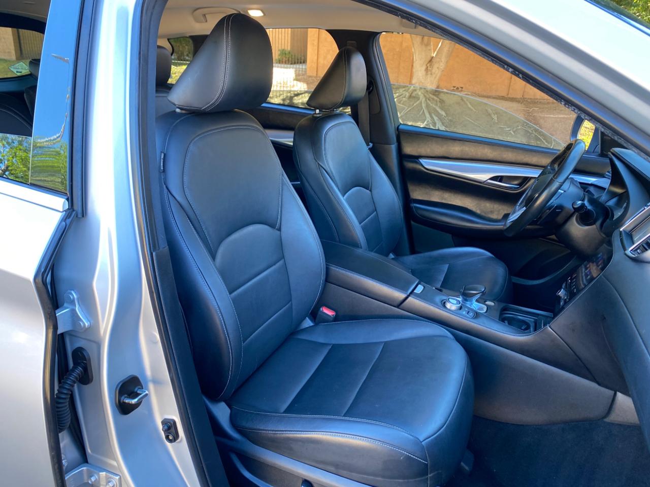 Infiniti QX50 LUXE FWD 2019