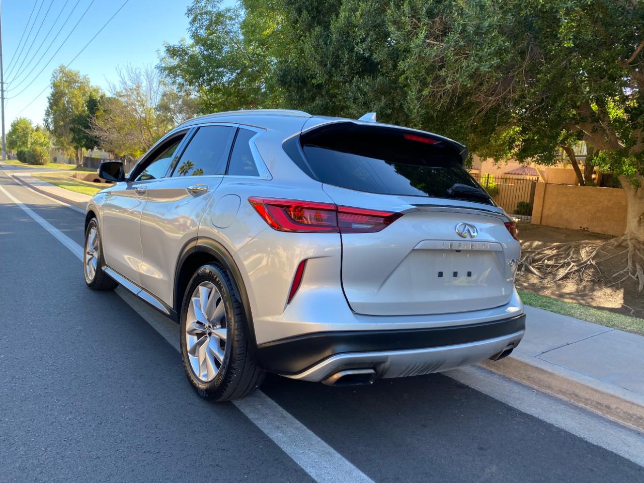 Infiniti QX50 LUXE FWD 2019