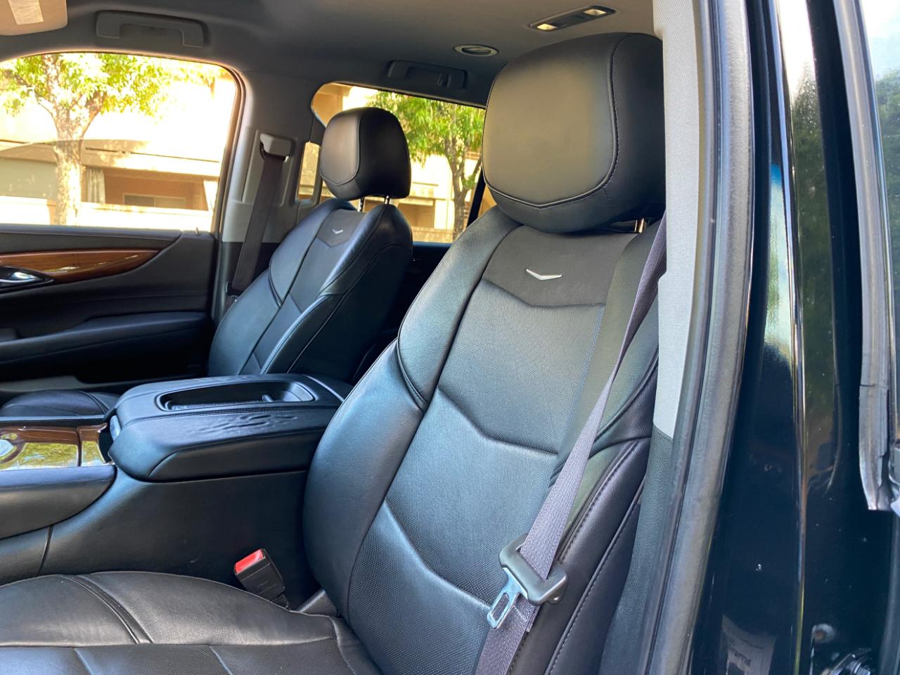 Cadillac Escalade 4WD 2016