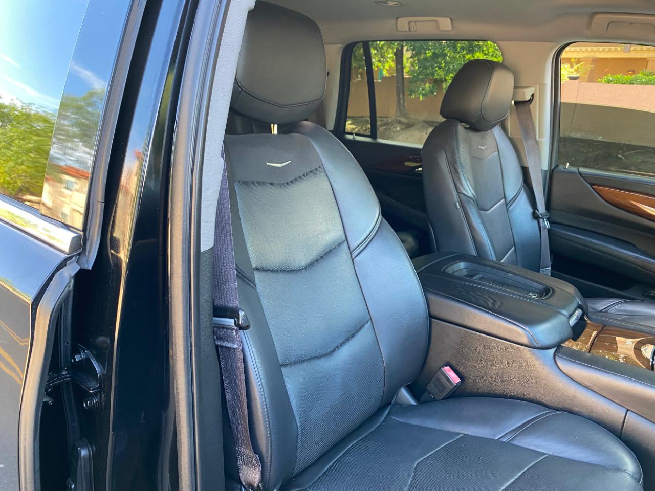 Cadillac Escalade 4WD 2016