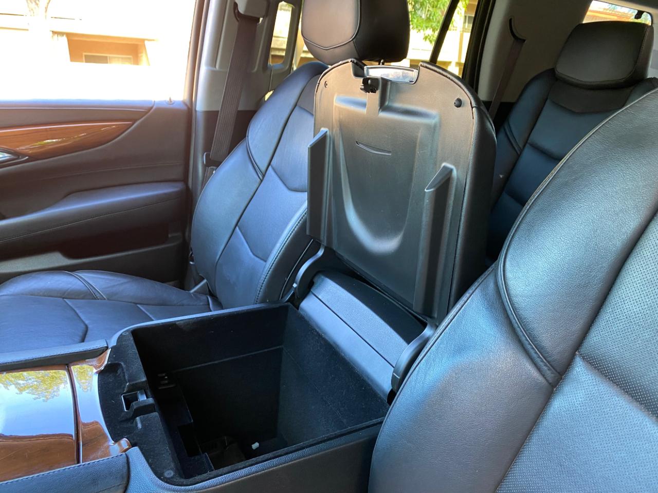 Cadillac Escalade 4WD 2016