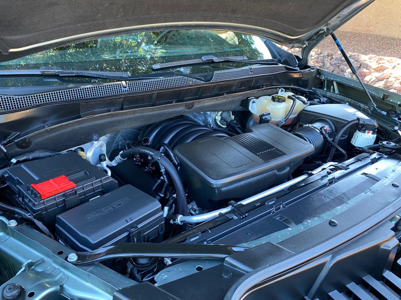 Chevrolet Suburban 4WD 4dr Premier 2023