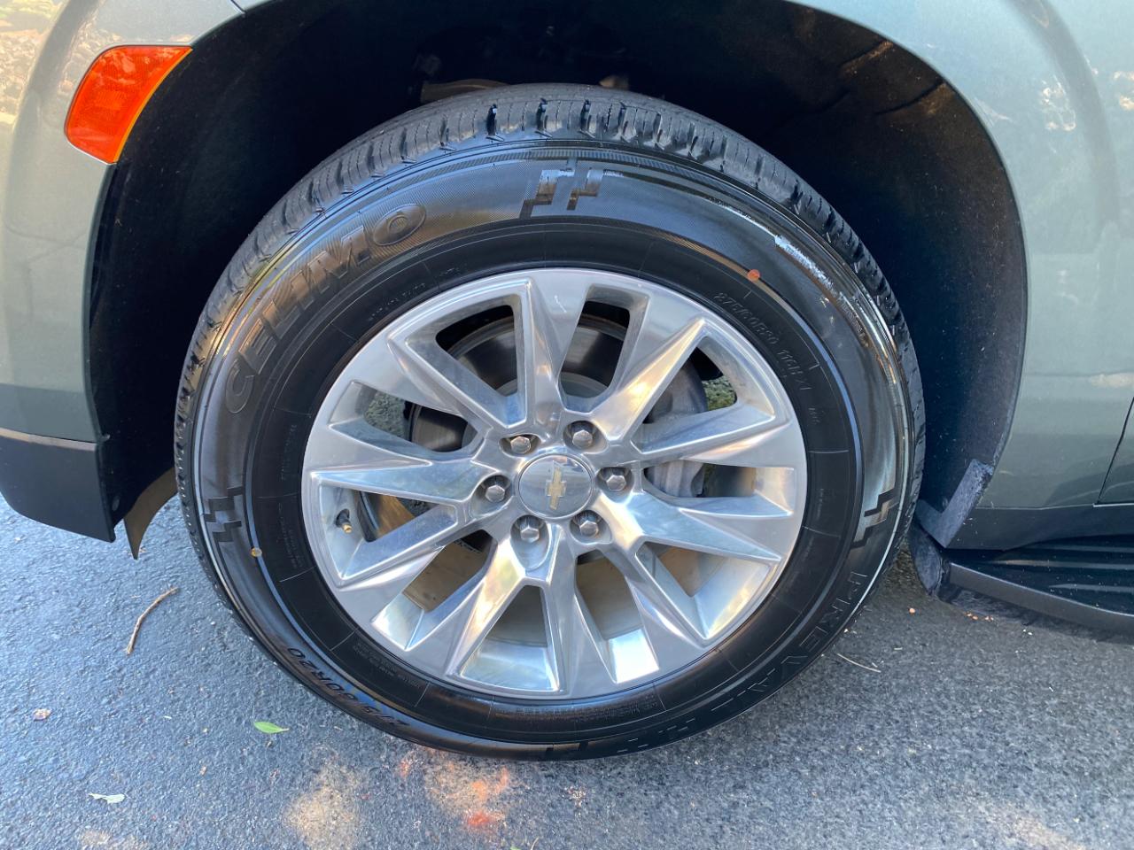 Chevrolet Suburban 4WD 4dr Premier 2023