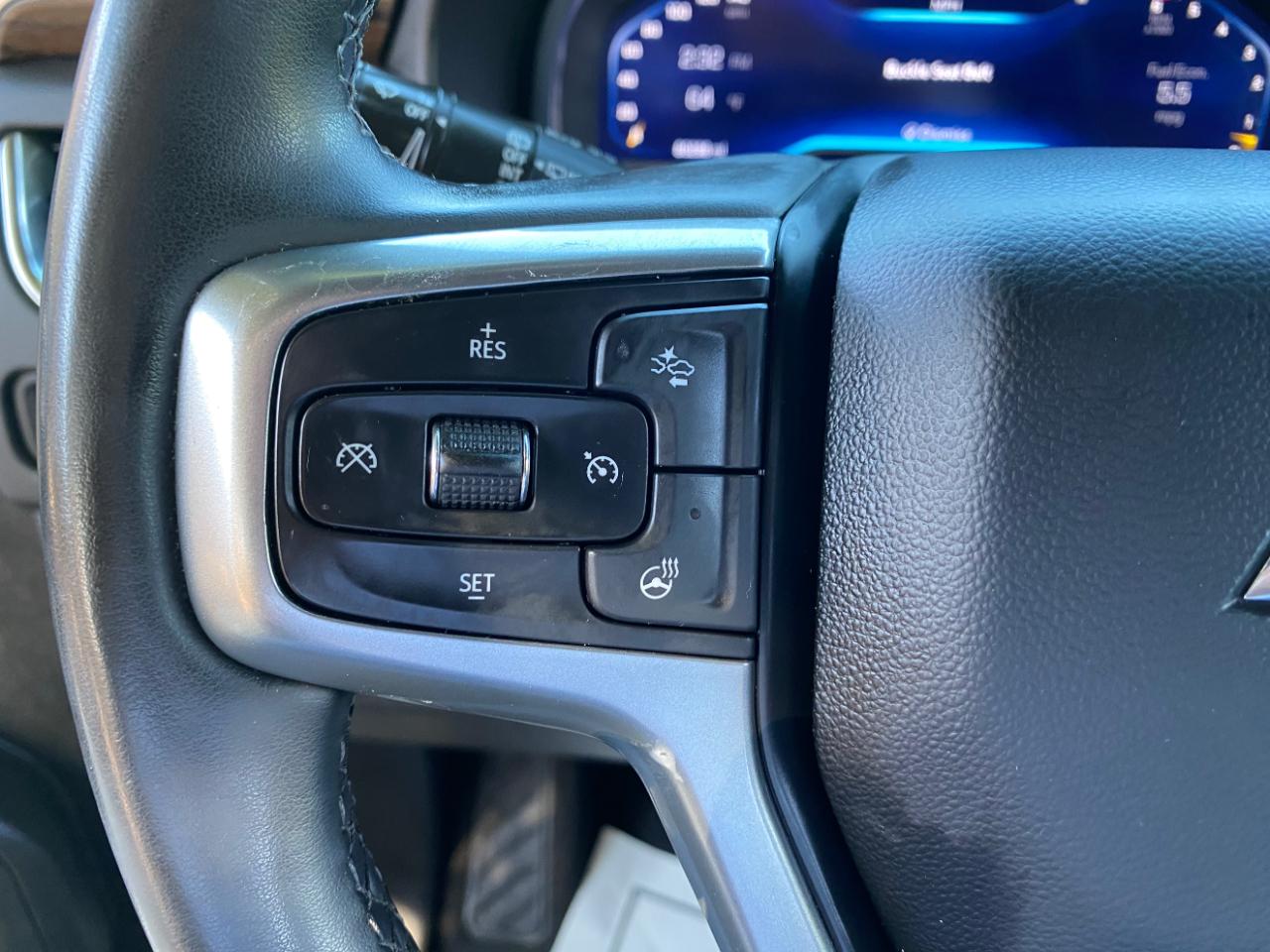 Chevrolet Suburban 4WD 4dr Premier 2023