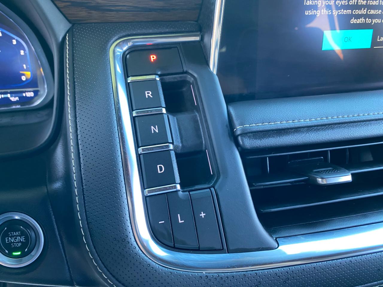 Chevrolet Suburban 4WD 4dr Premier 2023