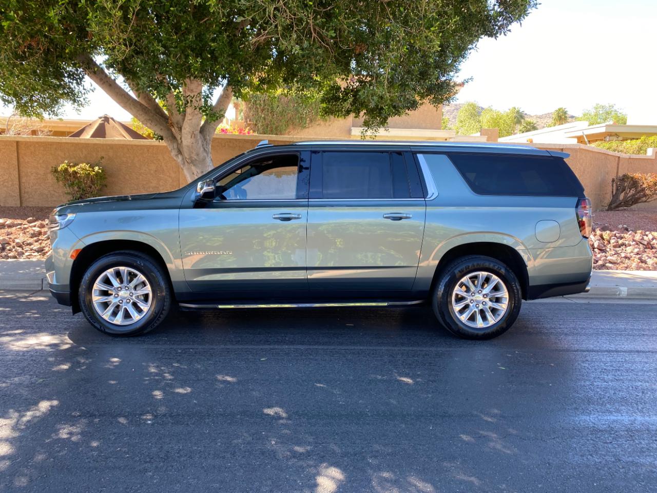 Chevrolet Suburban 4WD 4dr Premier 2023