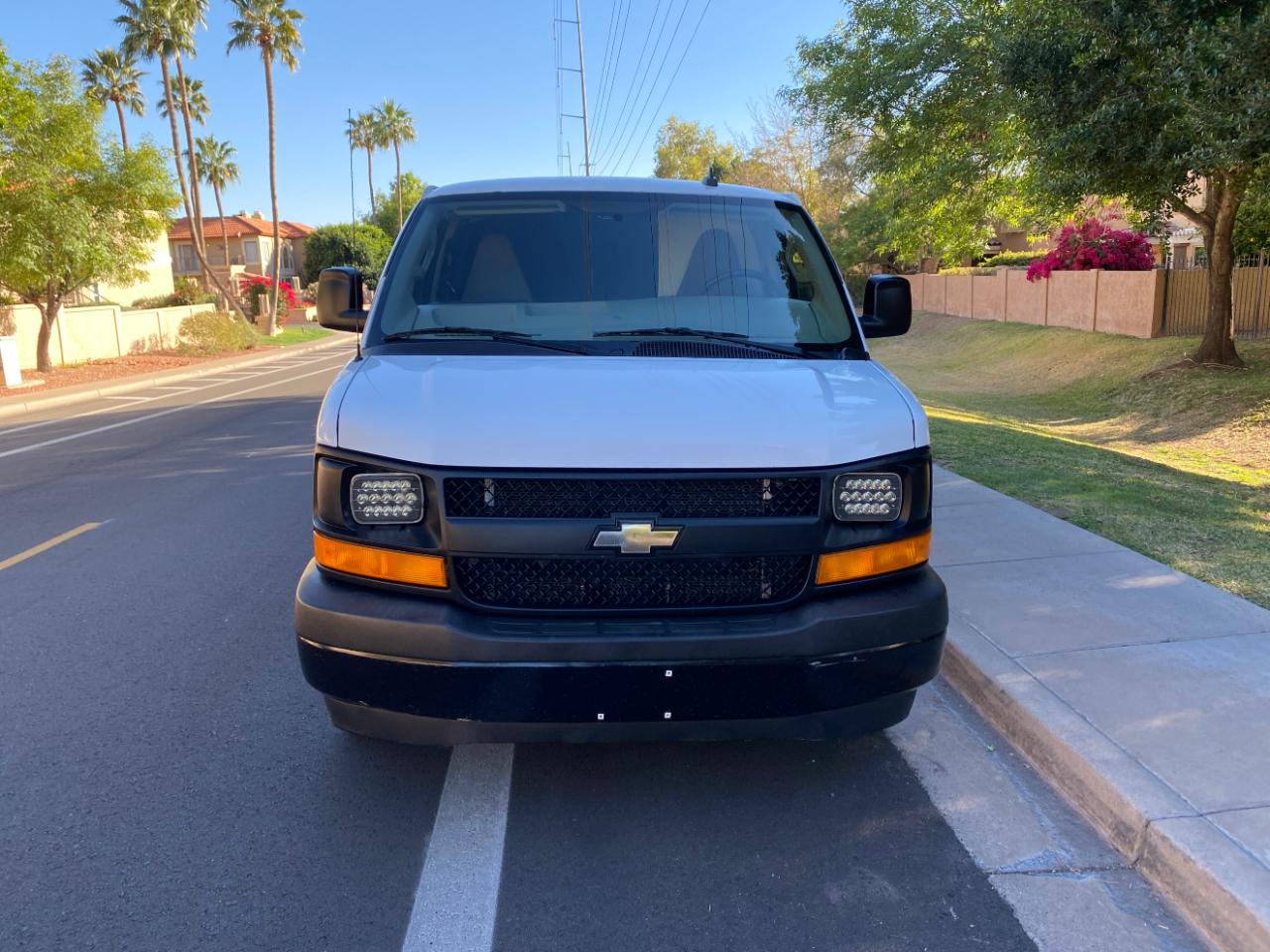 Chevrolet Express Cargo Van RWD 3500 155" 2017