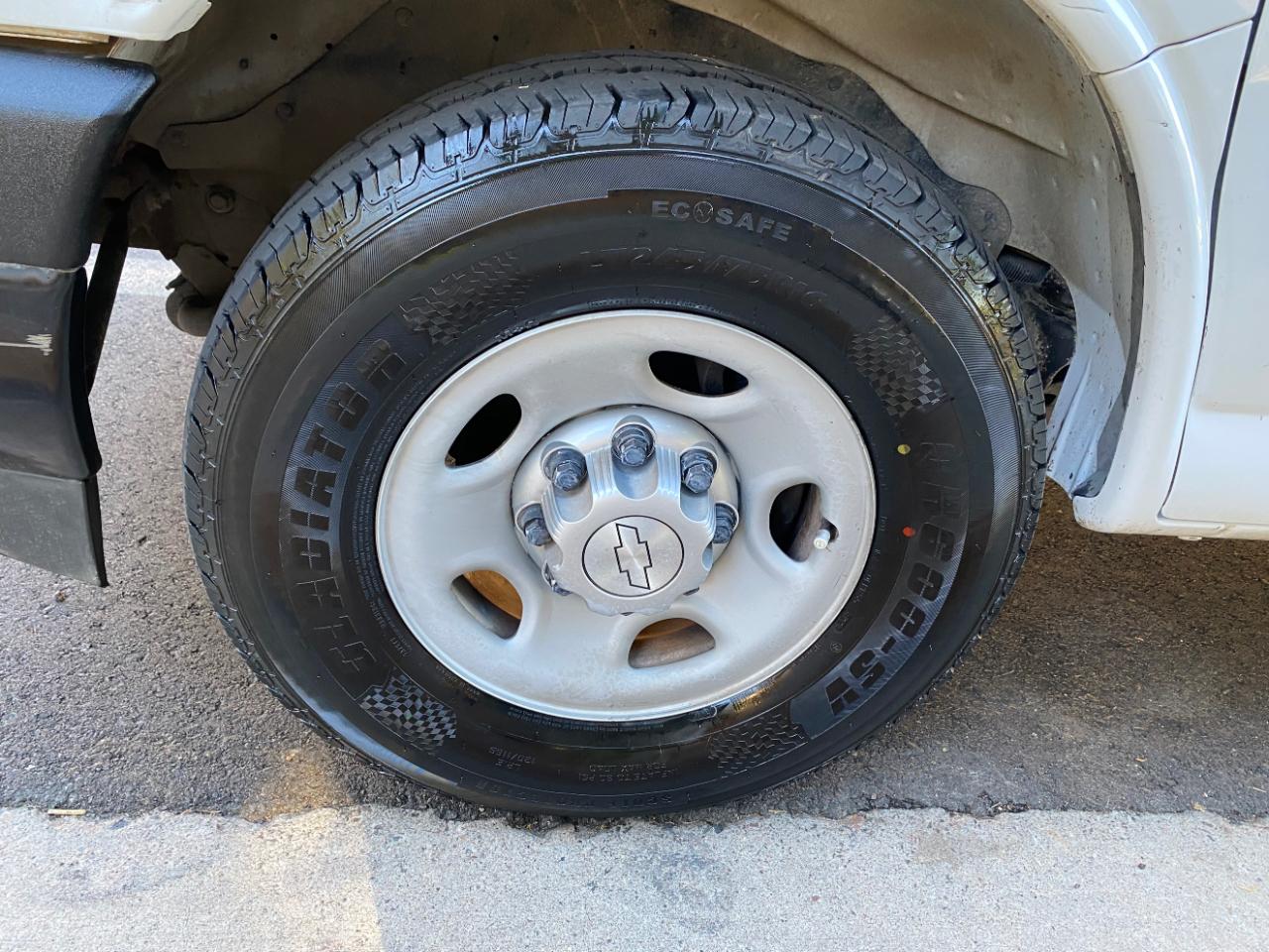 Chevrolet Express Cargo Van RWD 3500 155" 2017