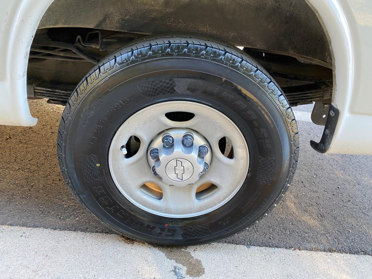 Chevrolet Express Cargo Van RWD 3500 155" 2017