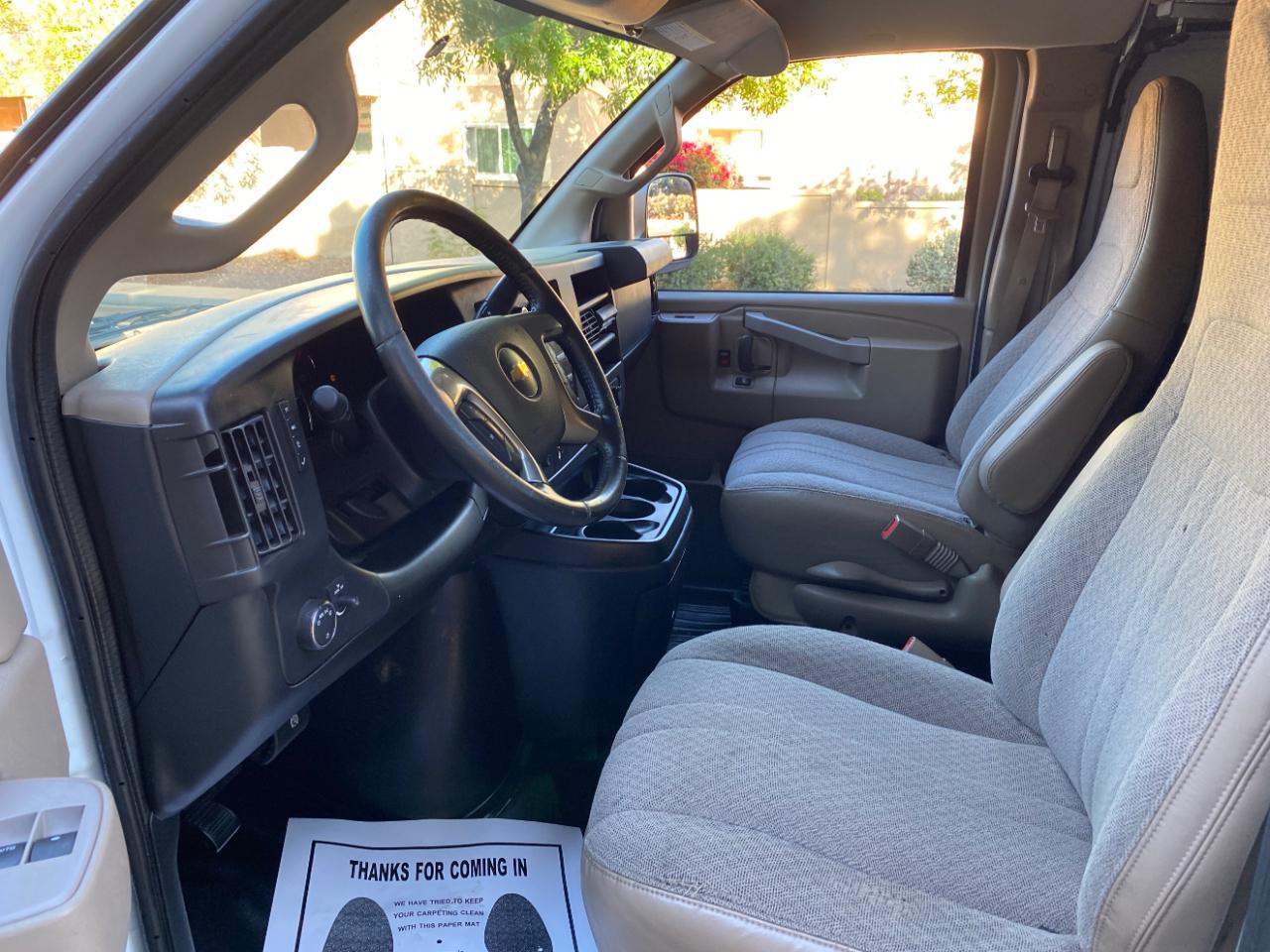 Chevrolet Express Cargo Van RWD 3500 155" 2017