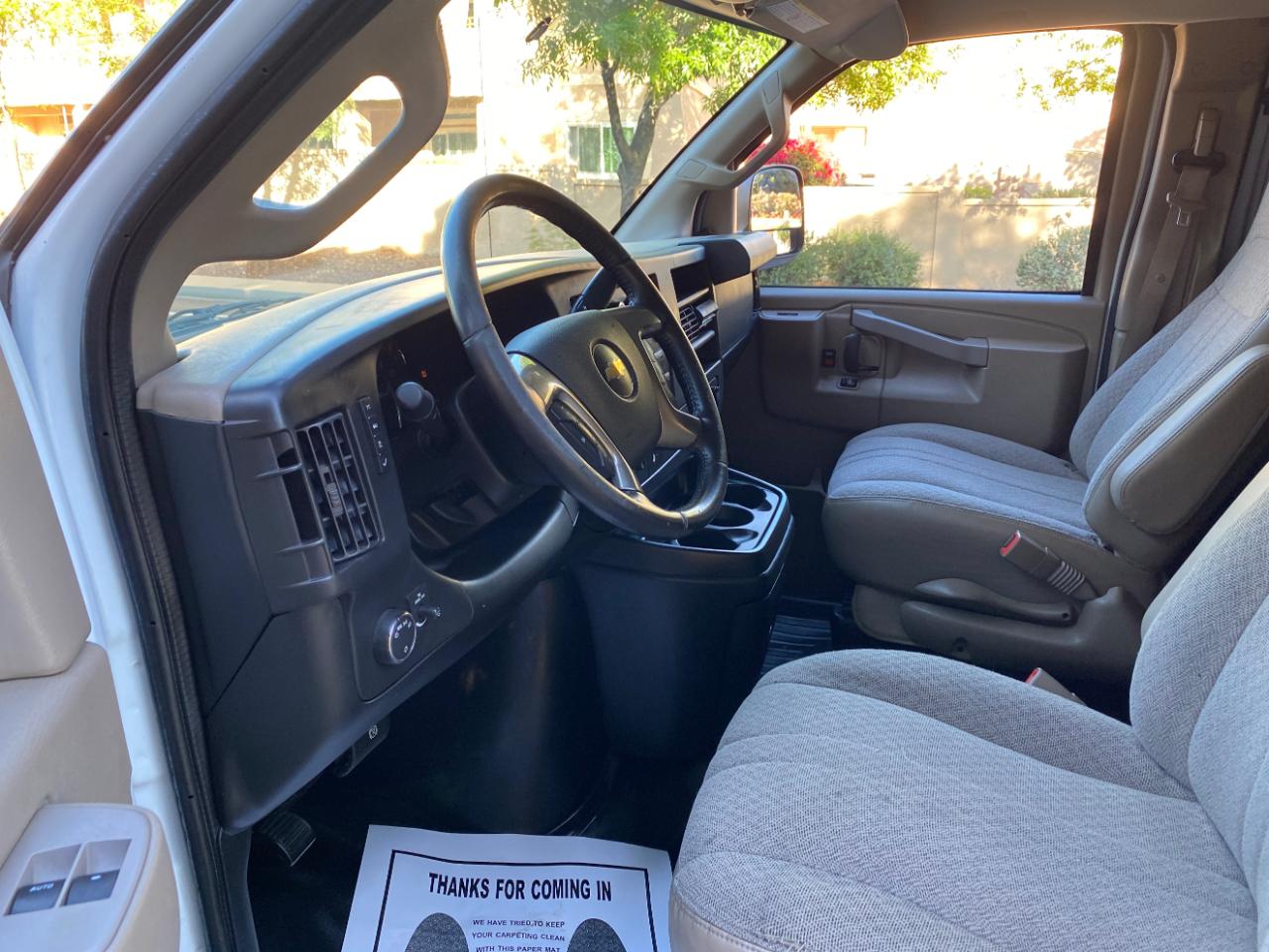 Chevrolet Express Cargo Van RWD 3500 155" 2017