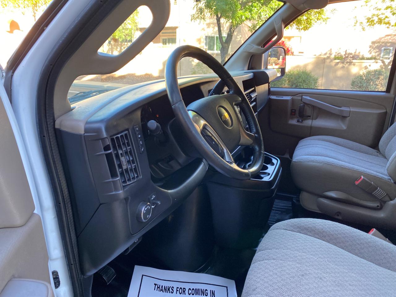 Chevrolet Express Cargo Van RWD 3500 155" 2017