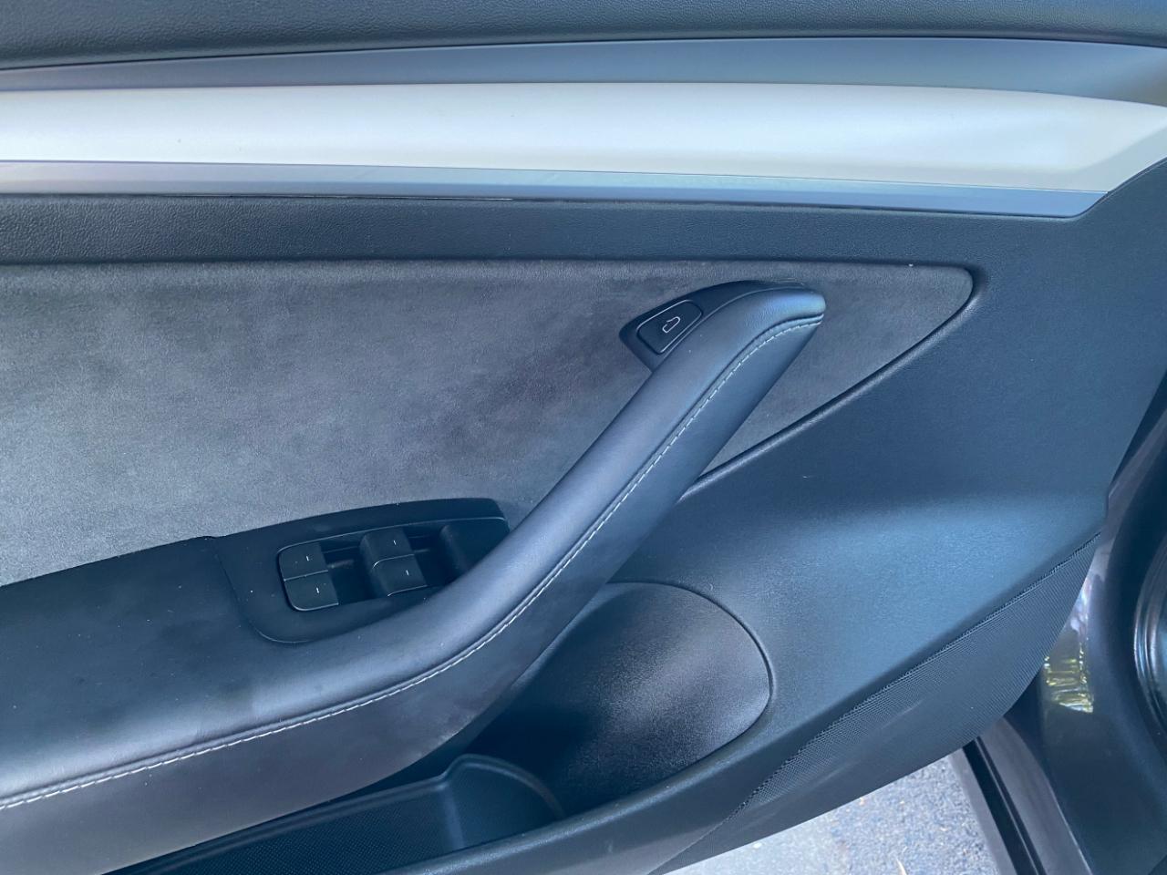 Tesla Model 3 RWD 2023