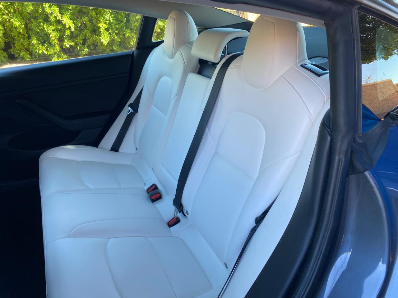 Tesla Model 3 RWD 2023