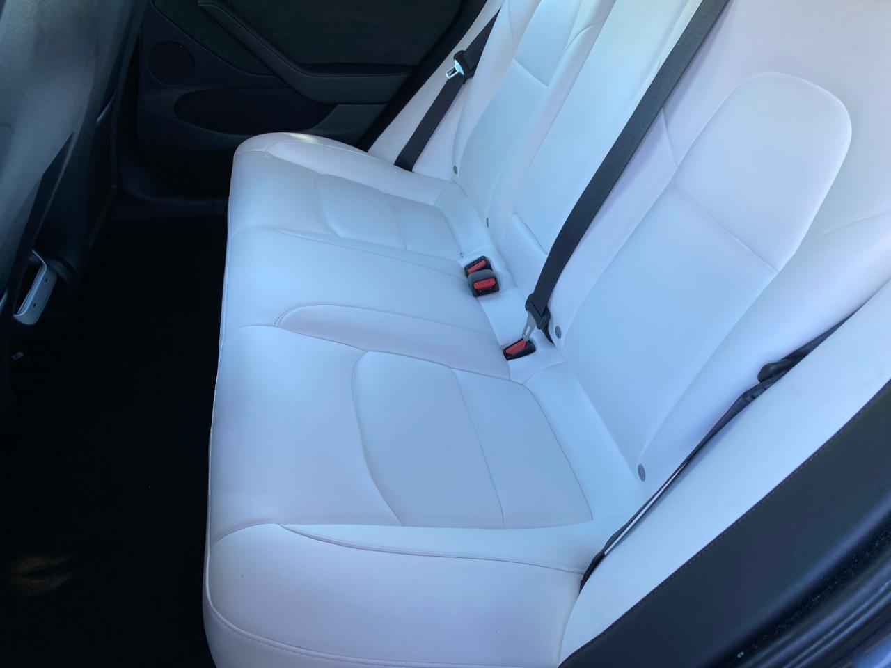 Tesla Model 3 RWD 2023