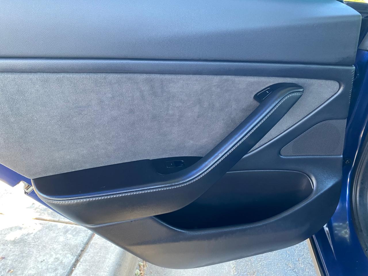 Tesla Model 3 Mid Range RWD *Ltd Avail* 2019