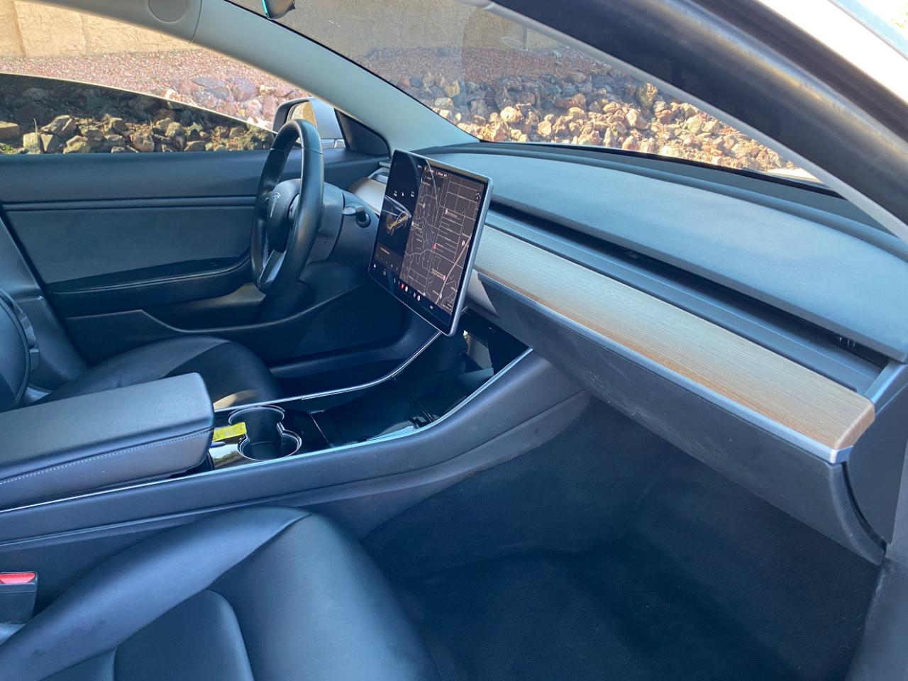 Tesla Model 3 Mid Range RWD *Ltd Avail* 2019
