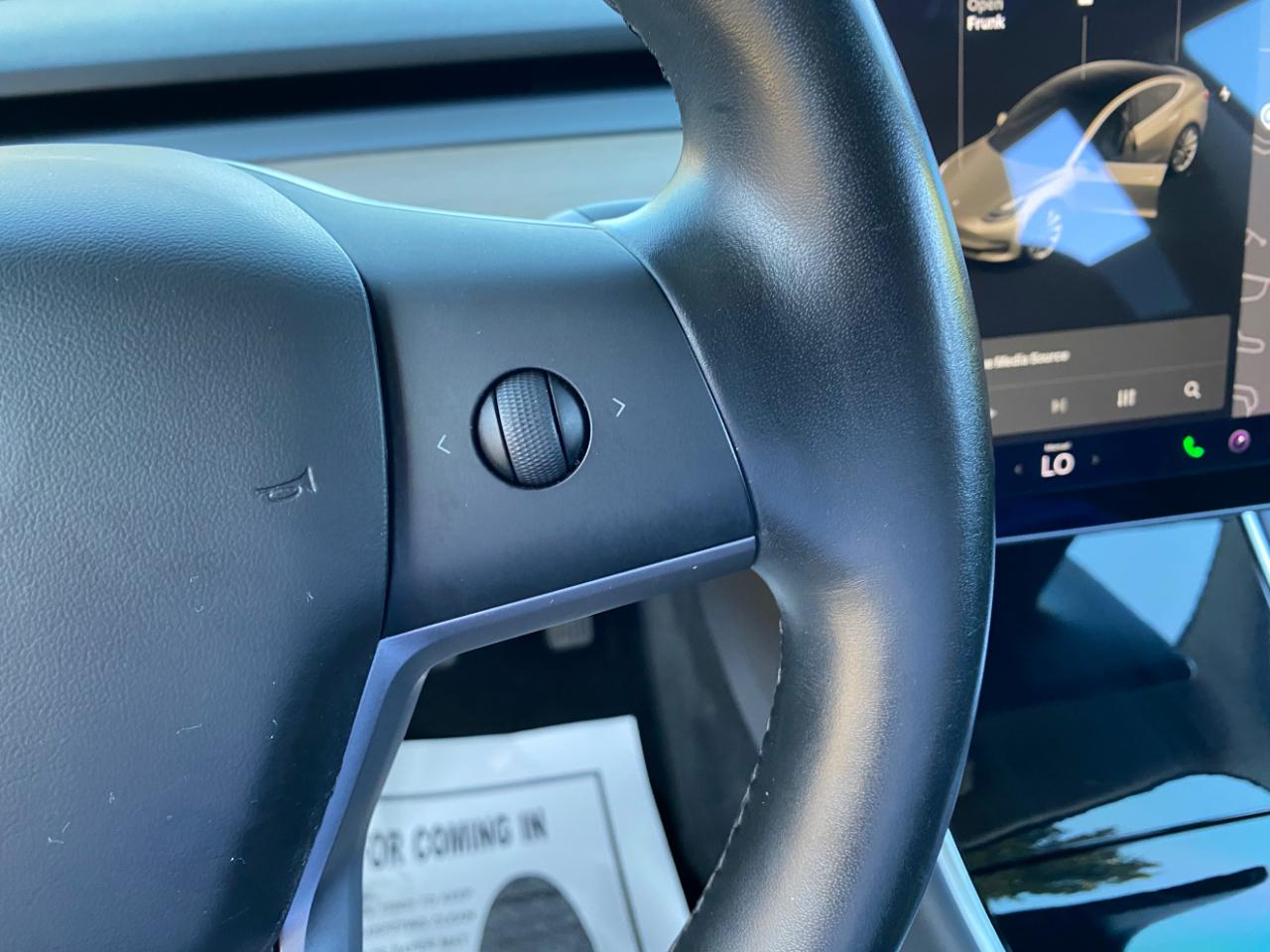 Tesla Model 3 Mid Range RWD *Ltd Avail* 2019