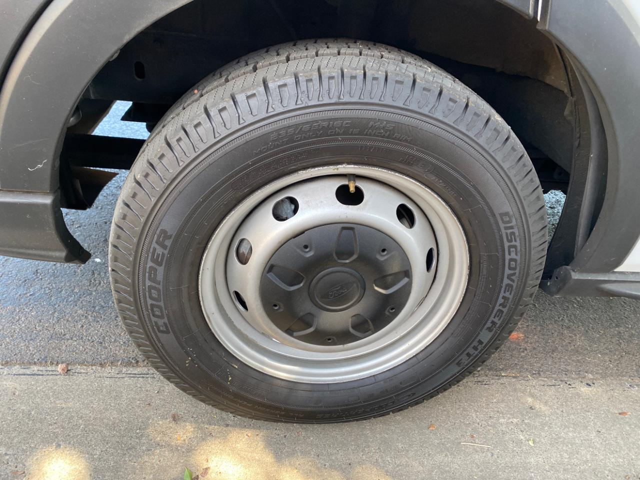 Ford Transit Van T-250 148" Low Rf 9000 GVWR Swing-Out RH Dr 2019