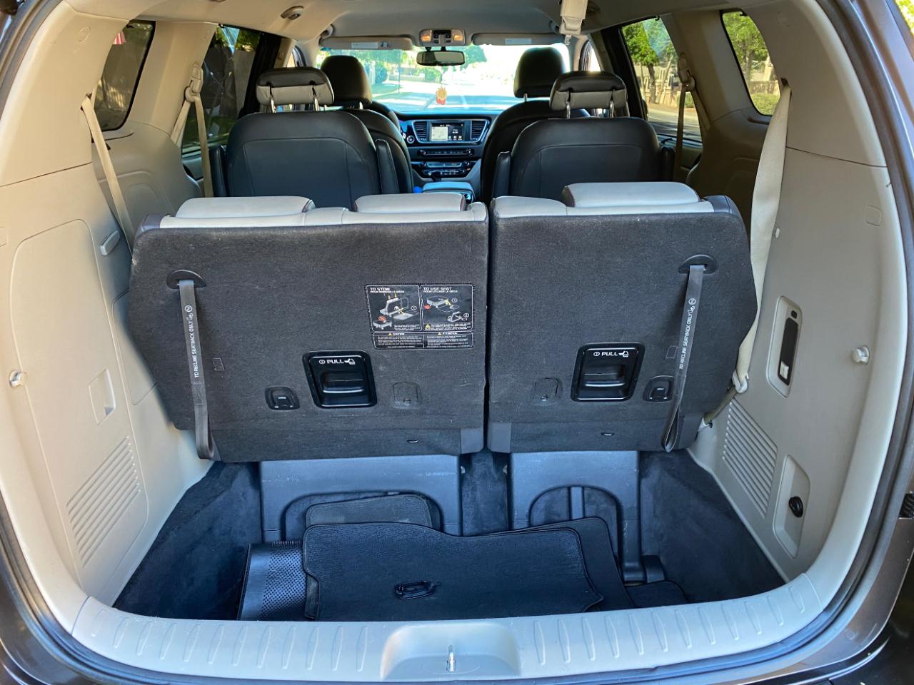 Kia Sedona 4dr Wgn SX 2016