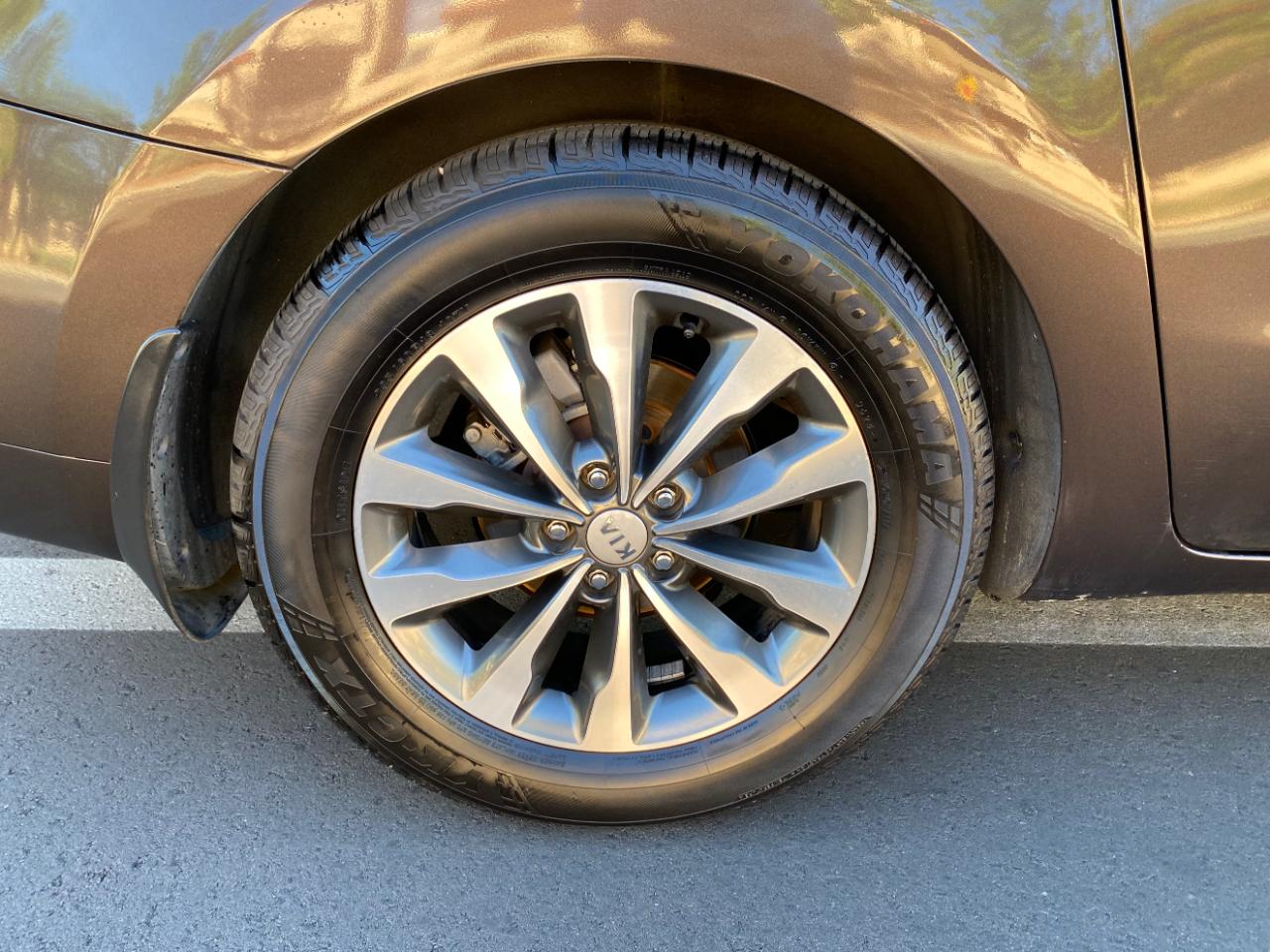 Kia Sedona 4dr Wgn SX 2016