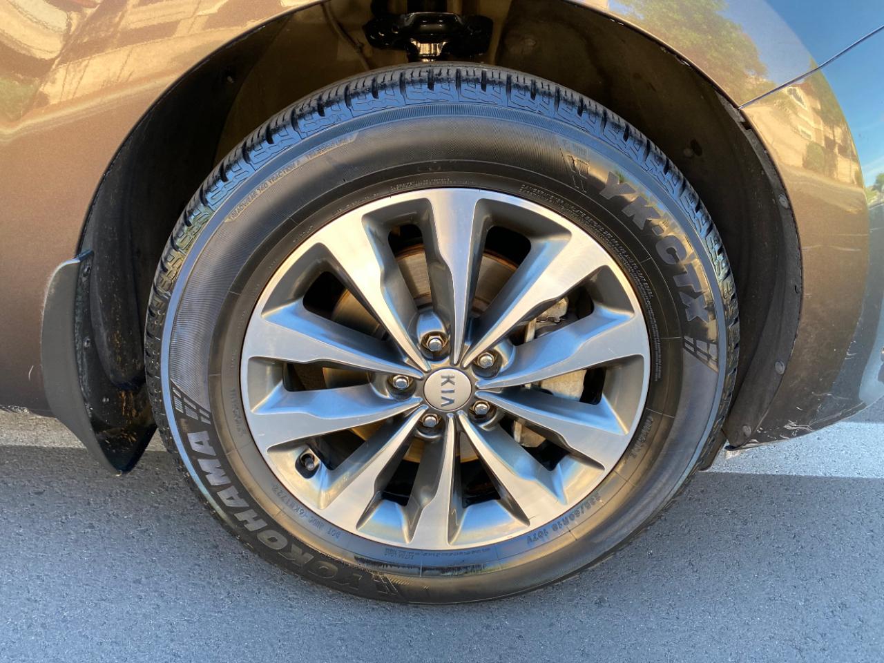 Kia Sedona 4dr Wgn SX 2016