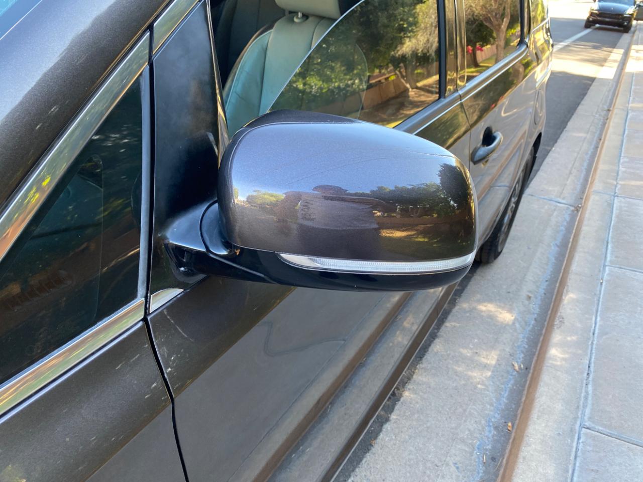 Kia Sedona 4dr Wgn SX 2016