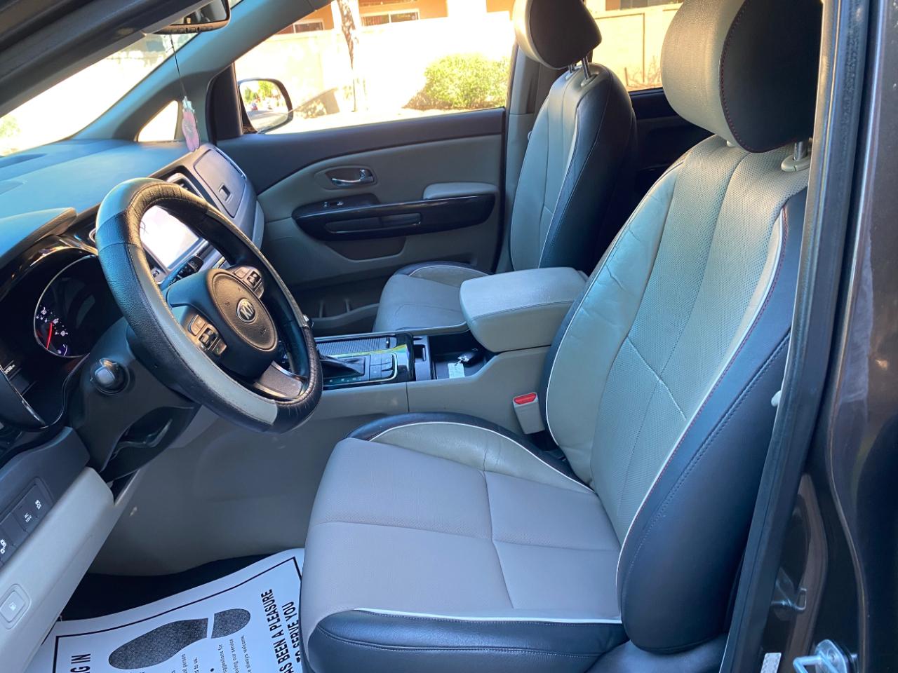 Kia Sedona 4dr Wgn SX 2016