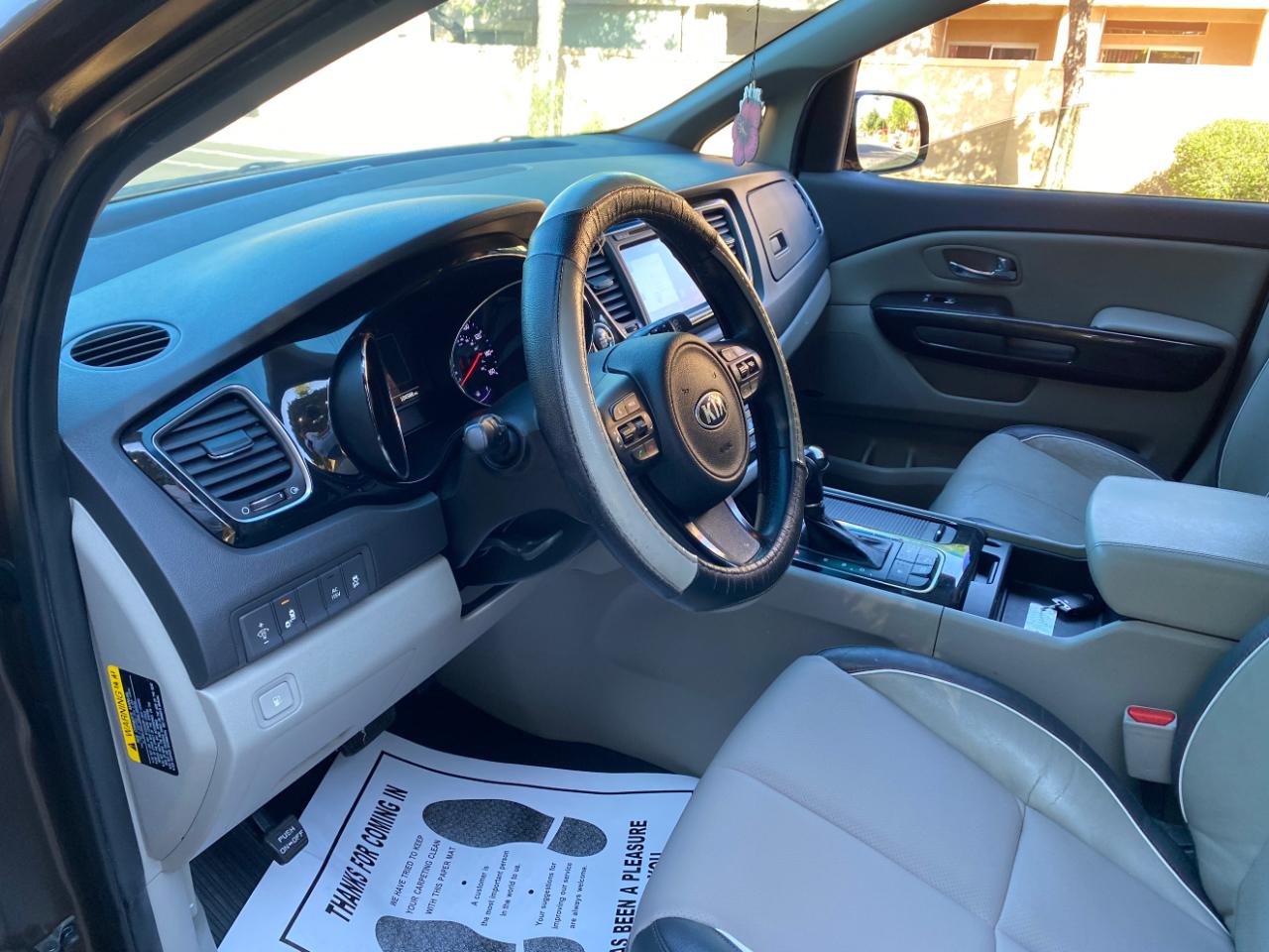 Kia Sedona 4dr Wgn SX 2016