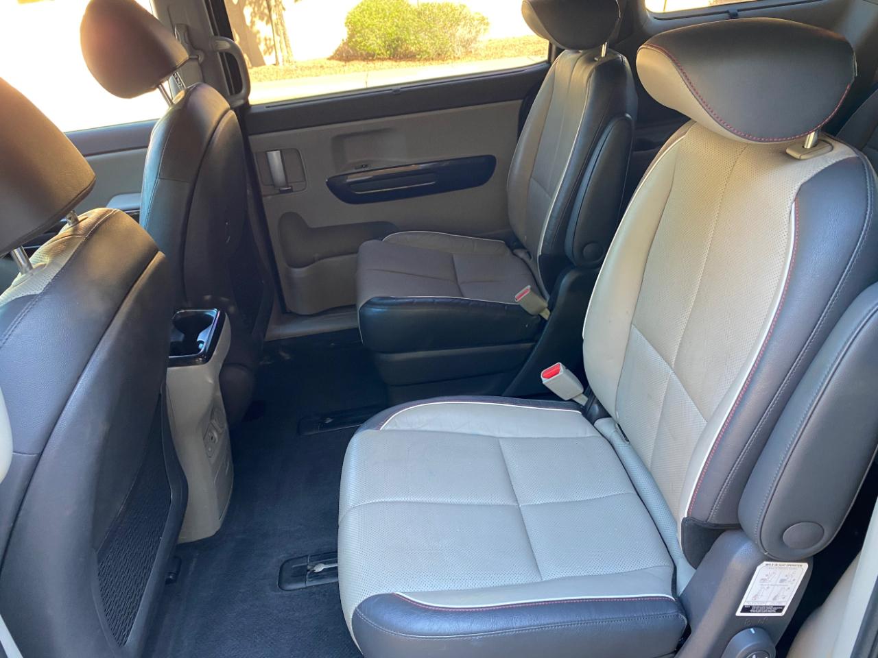 Kia Sedona 4dr Wgn SX 2016