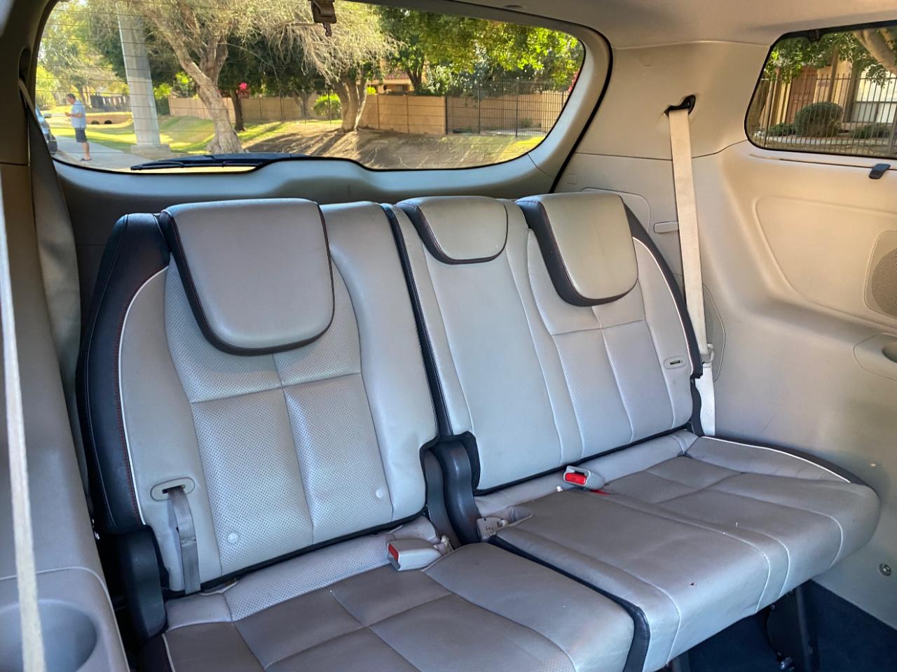 Kia Sedona 4dr Wgn SX 2016