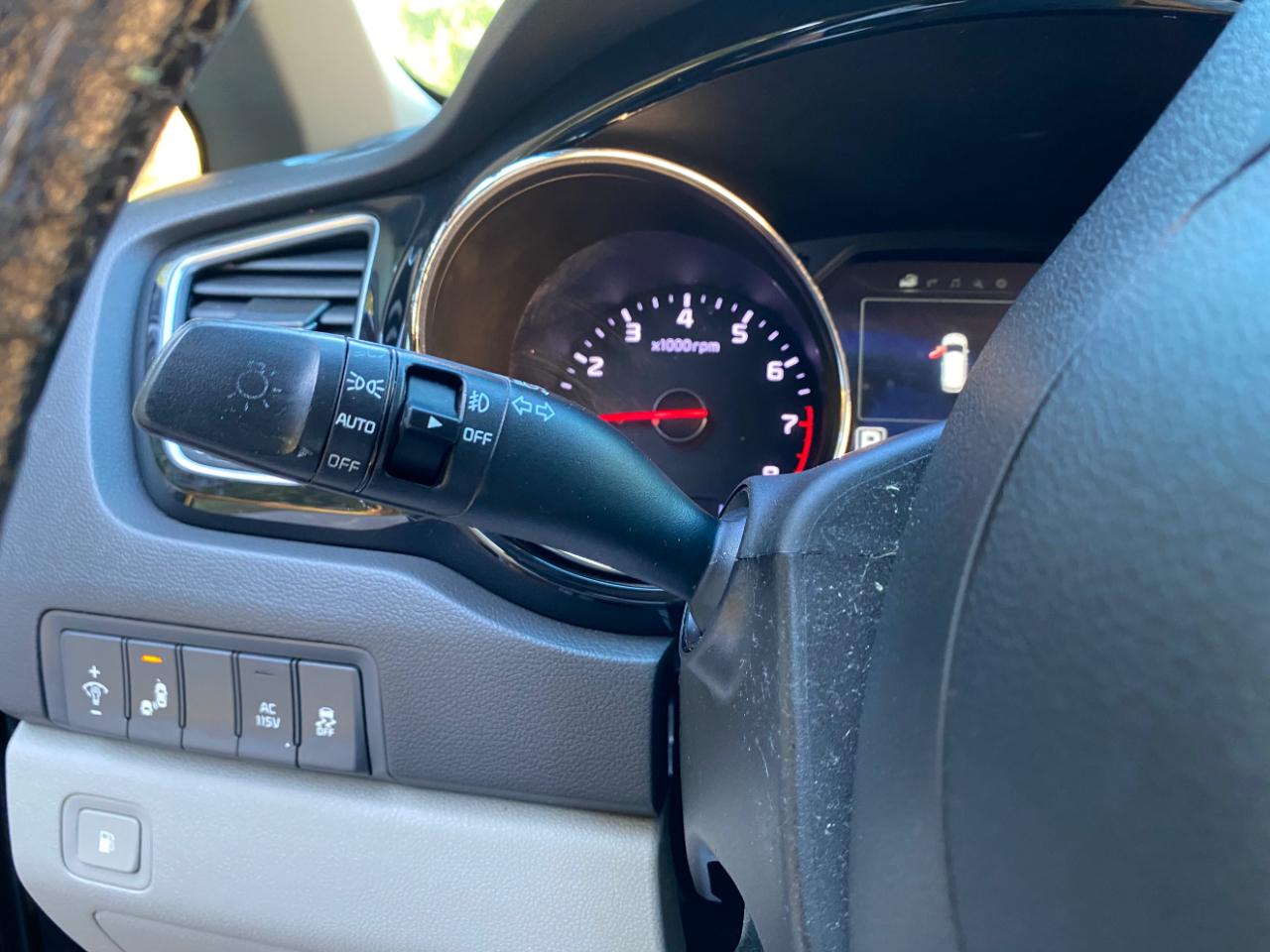 Kia Sedona 4dr Wgn SX 2016