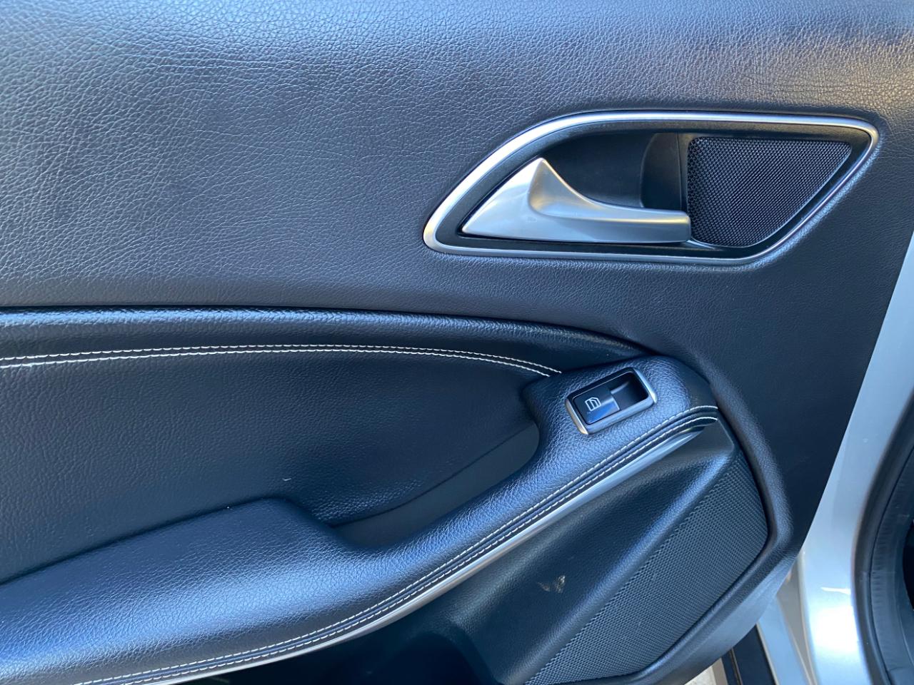 Mercedes-Benz GLA GLA 250 SUV 2018