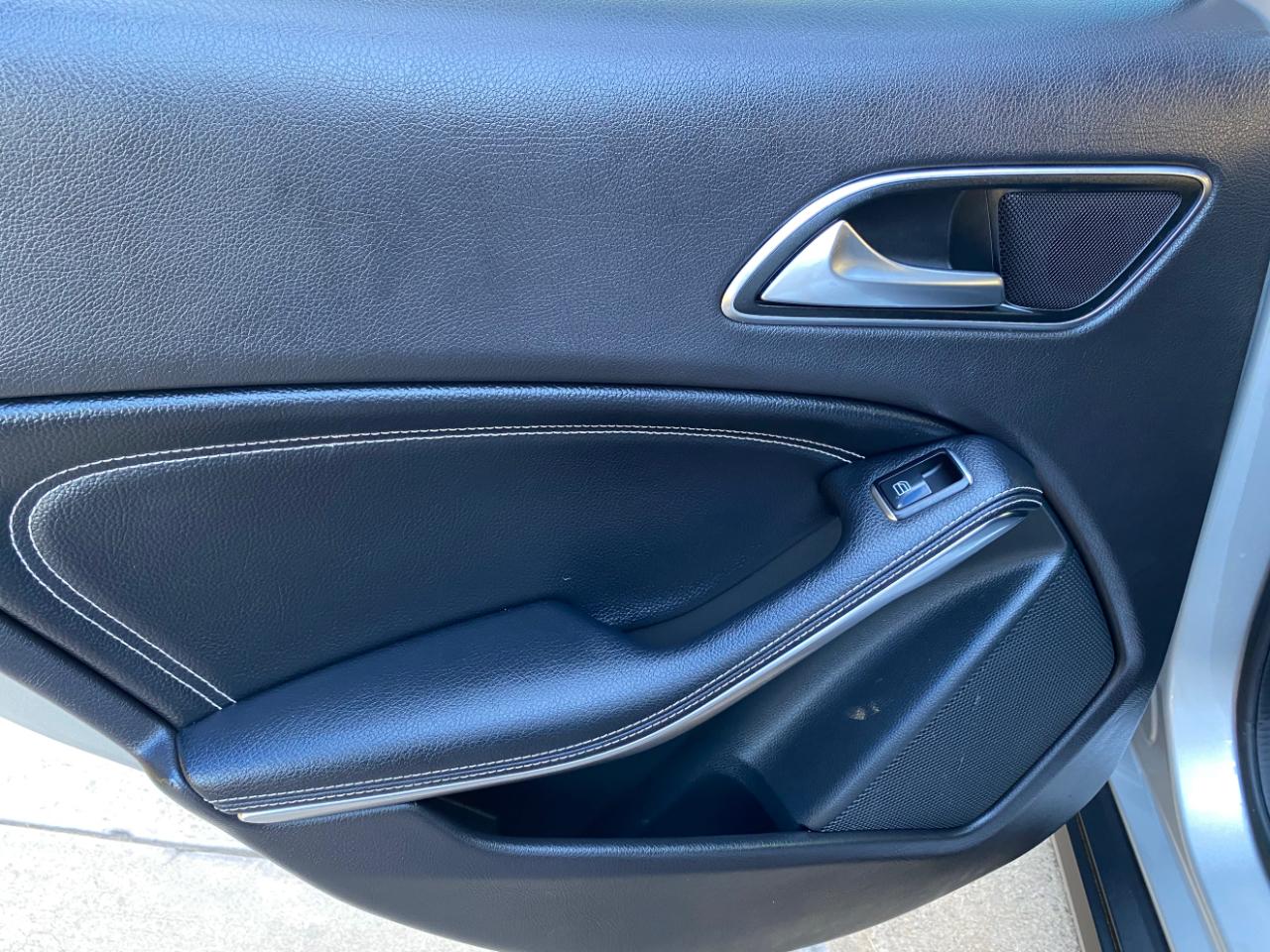 Mercedes-Benz GLA GLA 250 SUV 2018