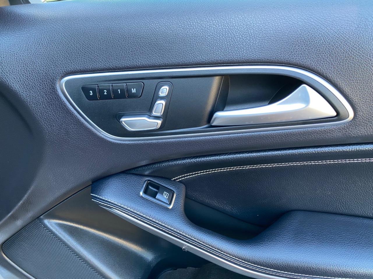 Mercedes-Benz GLA GLA 250 SUV 2018