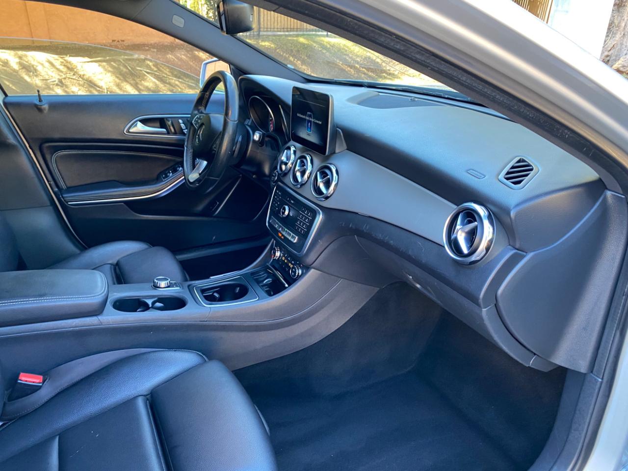 Mercedes-Benz GLA GLA 250 SUV 2018