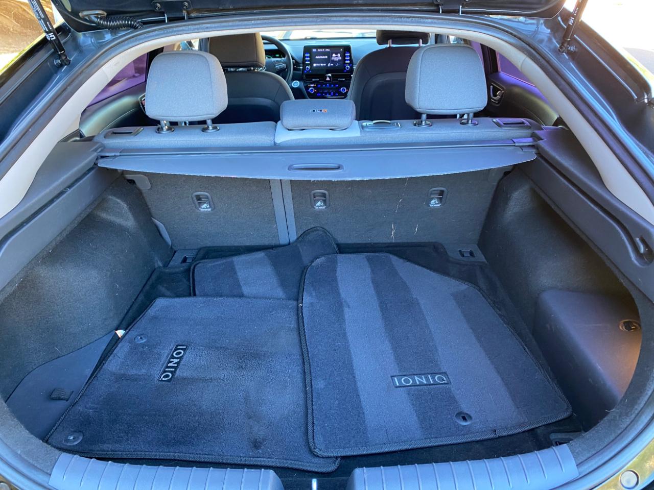 Hyundai Ioniq Plug-In Hybrid SEL Hatchback 2022