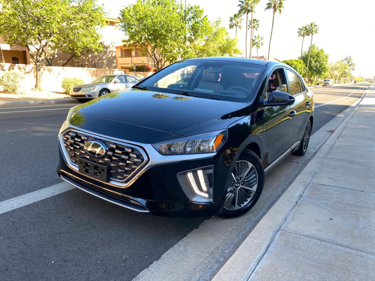 Hyundai Ioniq Plug-In Hybrid SEL Hatchback 2022