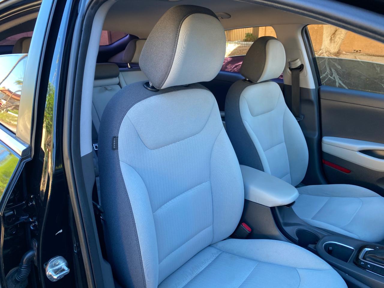 Hyundai Ioniq Plug-In Hybrid SEL Hatchback 2022