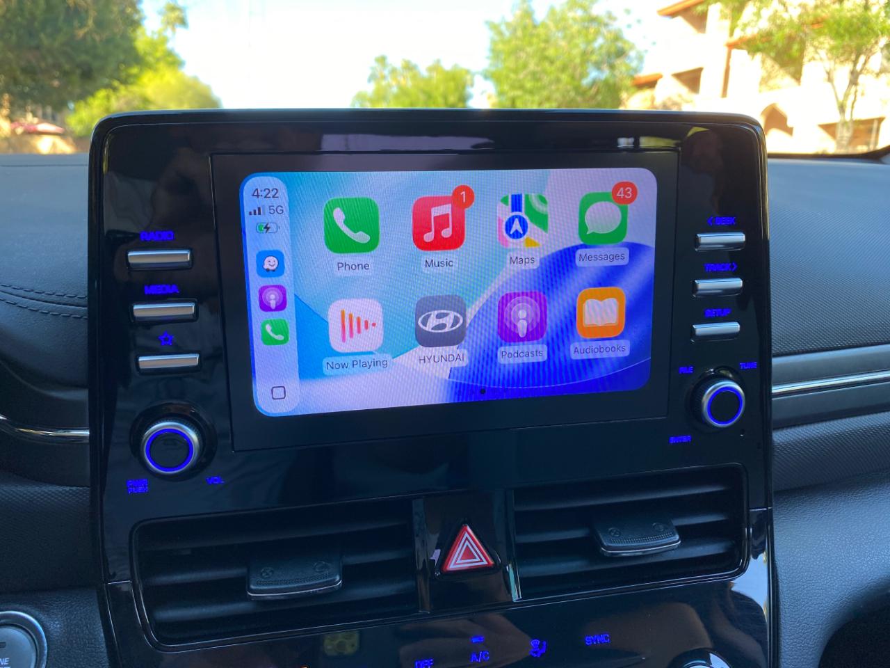 Hyundai Ioniq Plug-In Hybrid SEL Hatchback 2022